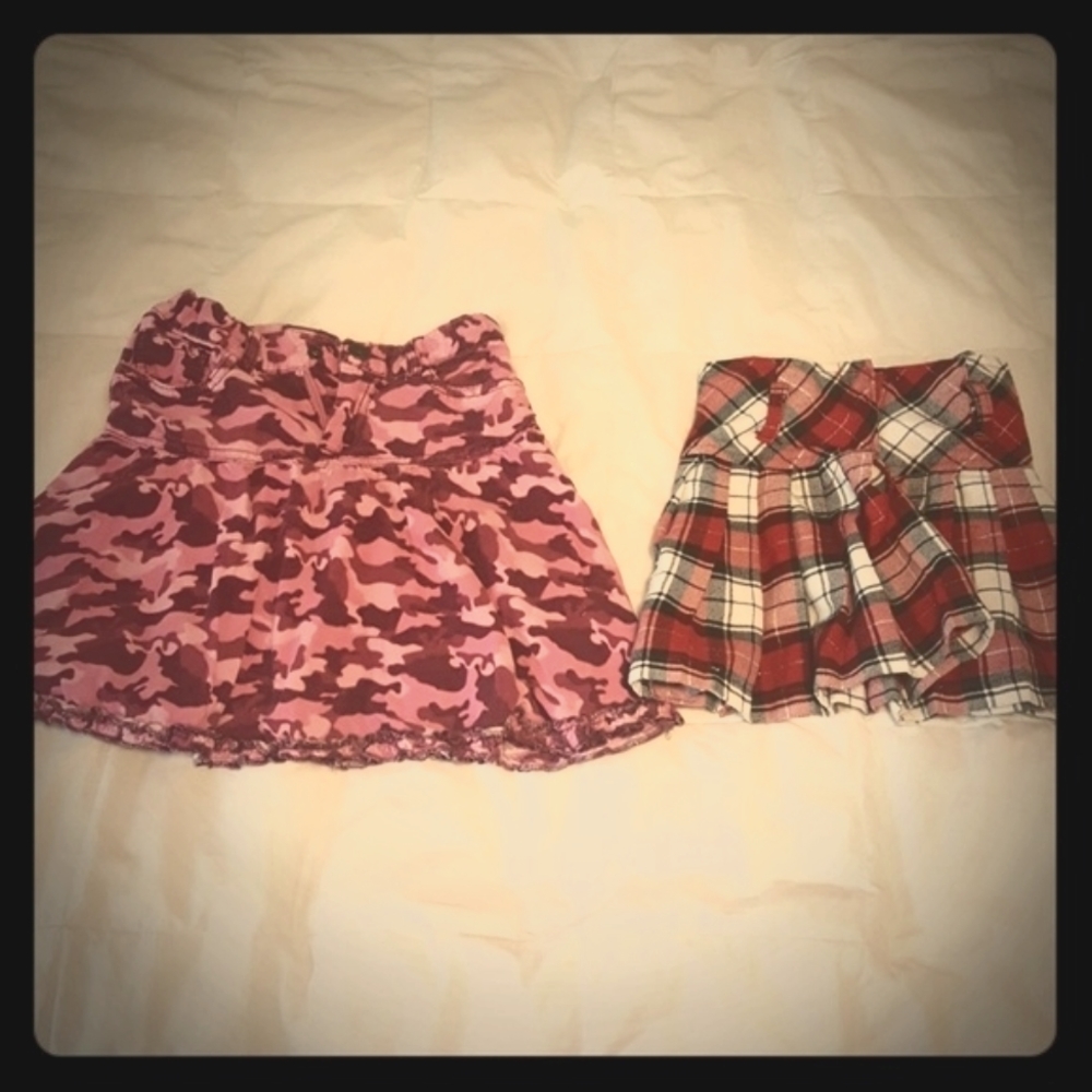 (2) piece The Childrens's Place skirts ~ size 5